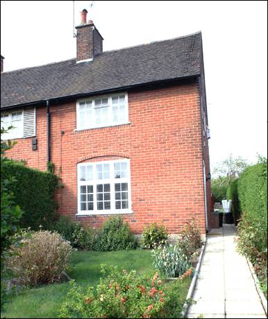 219 Falloden Way